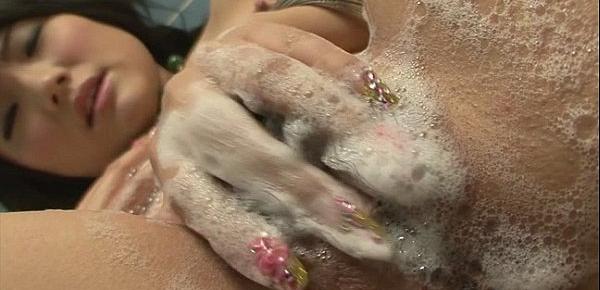  Haruna Katou Fingers Her Twat In The Shower